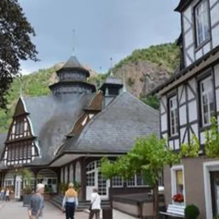 Weingut & Gaestezimmer Butzbach Maison d'hôtes 3*